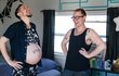 Transgênero e parceiro comemoram nascimento do primeiro filho biológico